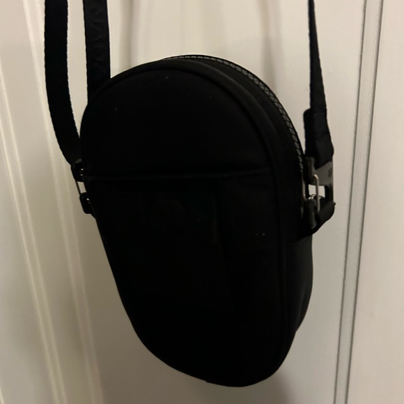 Lululemon Future Legacy Crossbody Bag - Picture 8 of 10